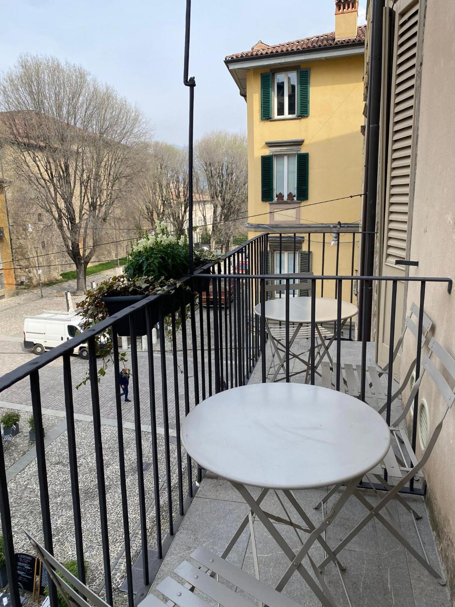 Piazza Mascheroni Home Бергамо Экстерьер фото